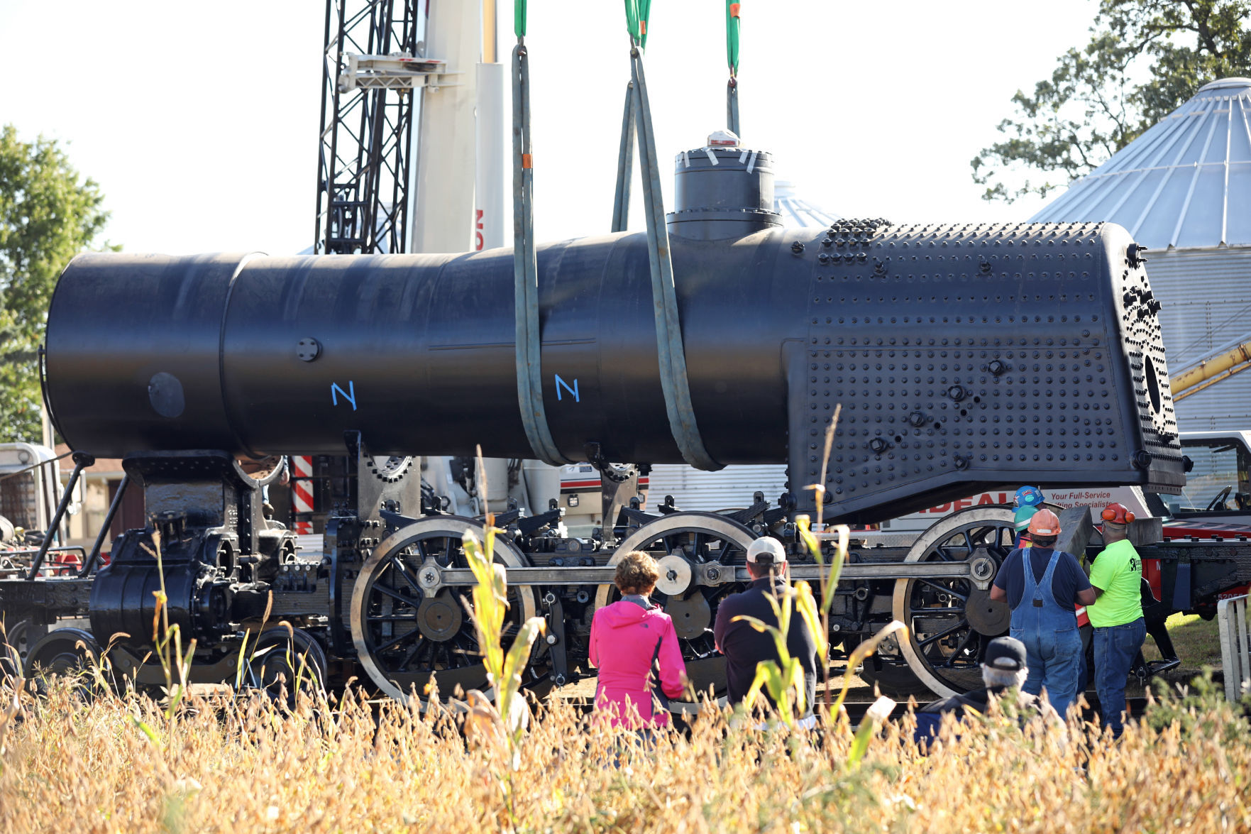 1385 steam locomotive